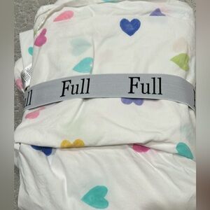 Pottery Barn Kids Organic Cotton Sheet Set + Pillowcases, Hearts